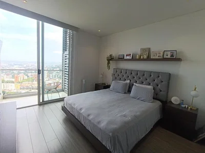 Chambre; vue, lumière naturelle