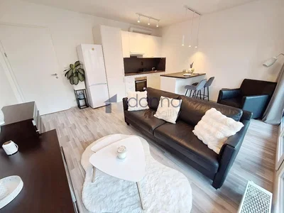Wohnzimmer; küchengeräte, tageslicht, moderner stil