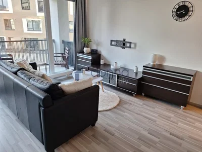 Wohnzimmer; blick, holzboden, tageslicht, moderner stil