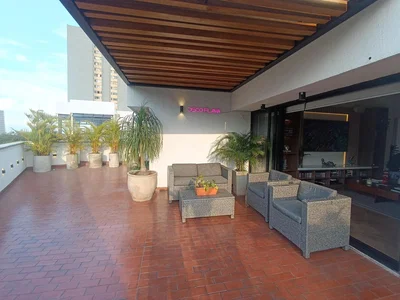 Terrasse; vue, lumière naturelle
