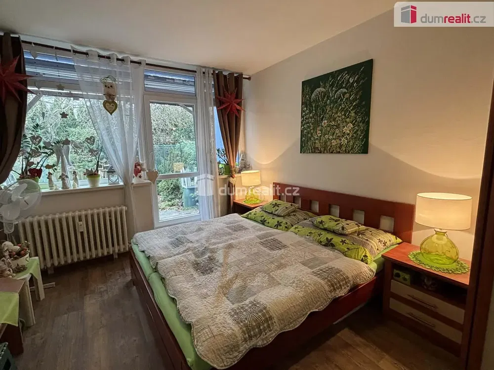 Schlafzimmer; tageslicht, moderner stil