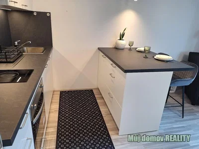 Küche; küchengeräte, moderner stil