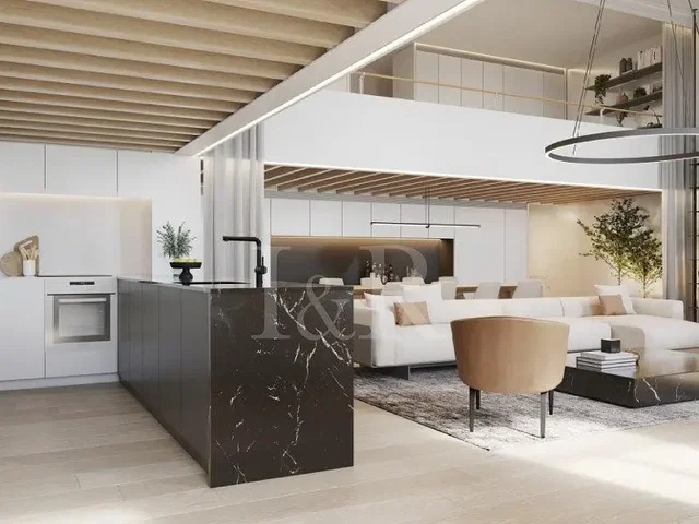 Wohnzimmer; küchengeräte, tageslicht, moderner stil, holzbalken, hohe decken