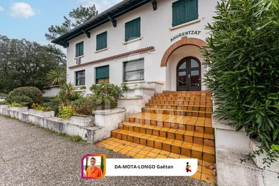 House and surroundings