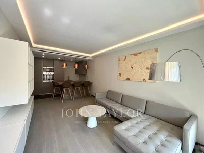 Wohnzimmer; moderner stil, tageslicht, fliesenboden, renoviert
