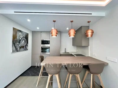 Küche; küchengeräte, moderner stil, renoviert, tageslicht