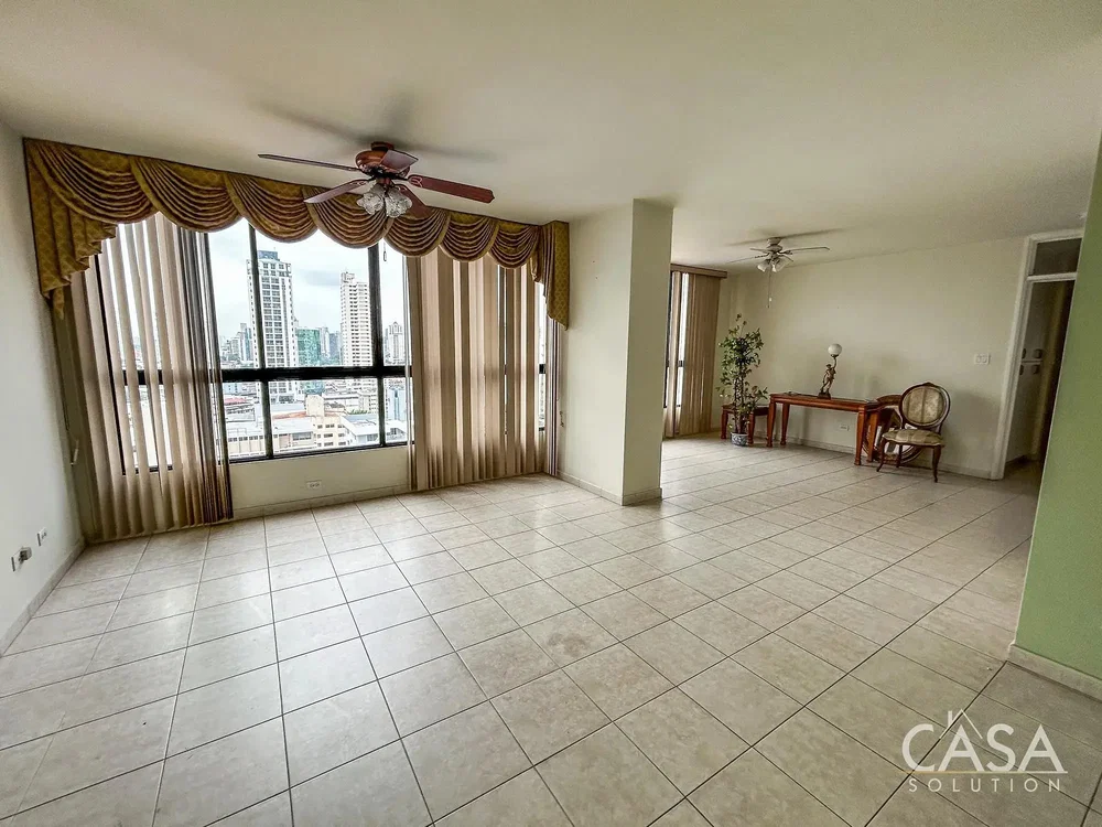 غرفة معيشة; إطلالة, أرضية من البلاط