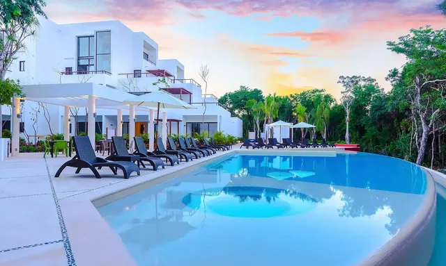 Dům a okolí; výhled, přirozené světlo