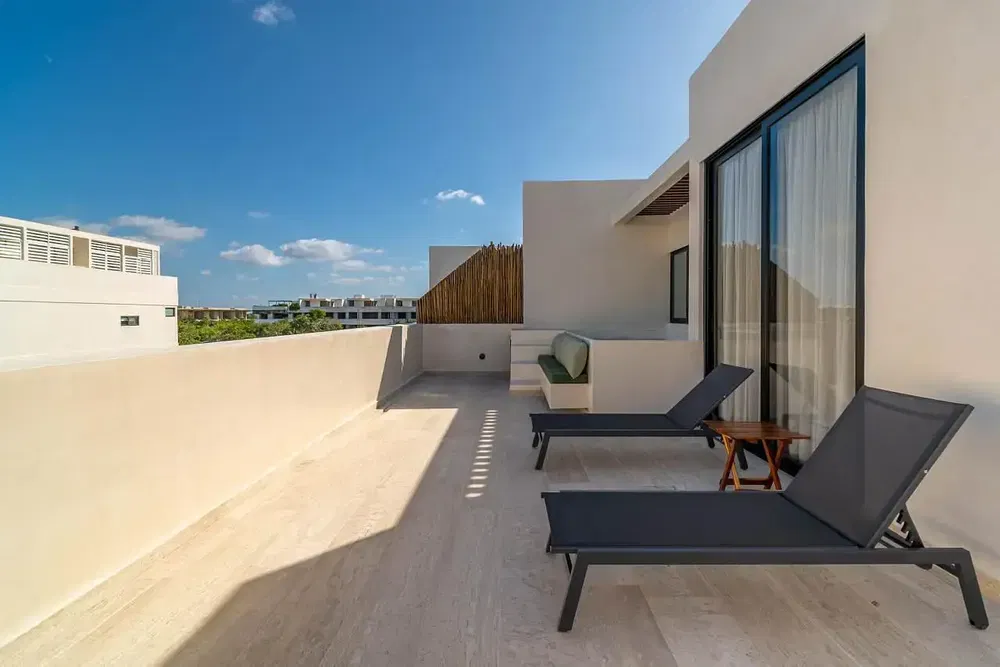 Terasa; výhled, přirozené světlo