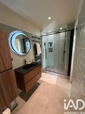 Banyo; tadilatlı, doğal ışık, modern stil
