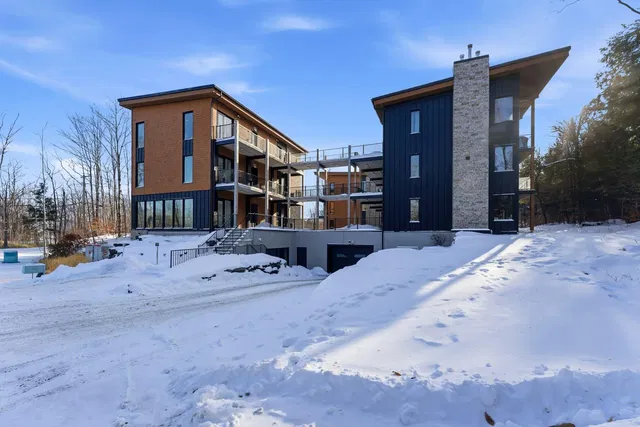 Dom i otoczenie; widok