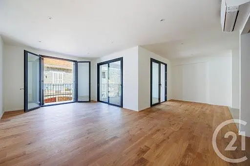 Wohnzimmer; blick, holzboden, tageslicht