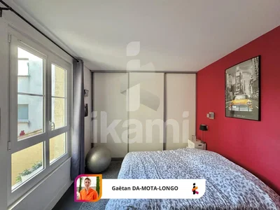 Yatak odası; doğal ışık, modern stil