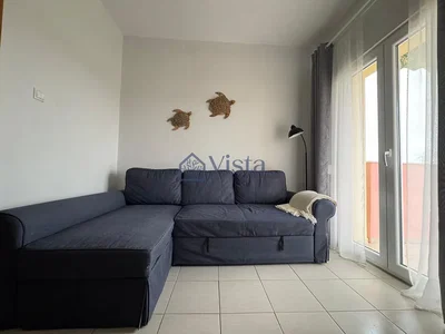 Dnevni boravak; pločice, prirodna svjetlost, moderan stil, pogled