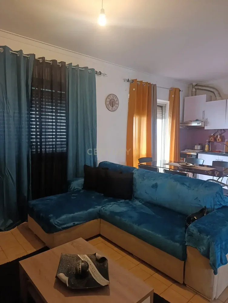 Obývací pokoj; přirozené světlo, moderní styl