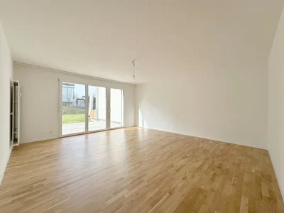 Salon; parquet, lumière naturelle, vue