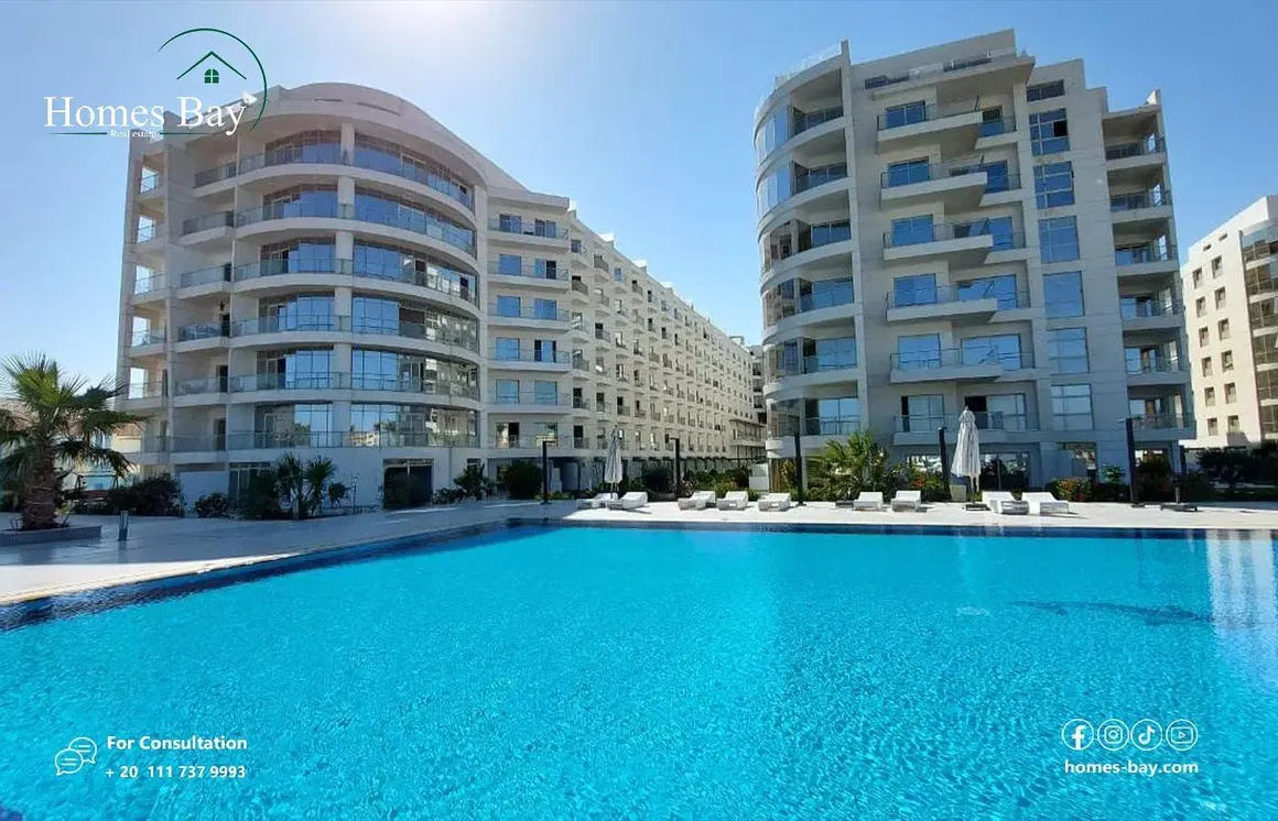 Maison et environs; vue