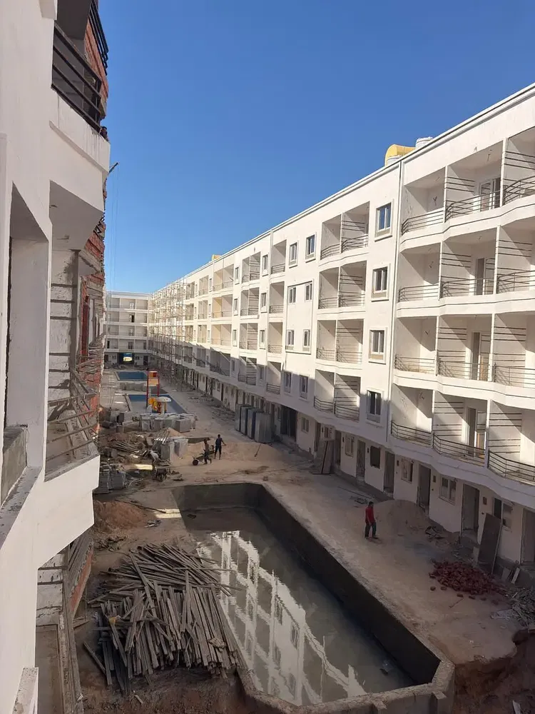 Haus und umgebung; renovierungsbedürftig