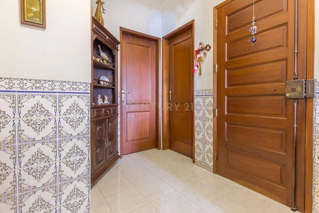 Vestuario; suelo de baldosas