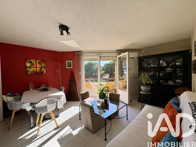 Oturma odası; manzara, doğal ışık