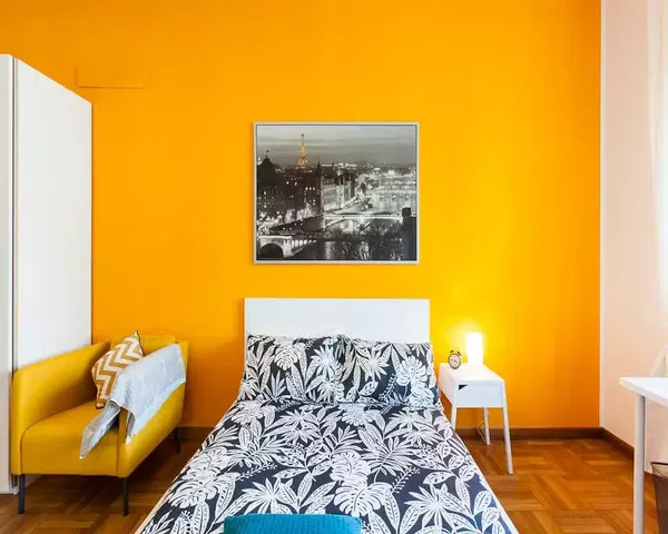 Bedroom; modern style, wood floor, natural light