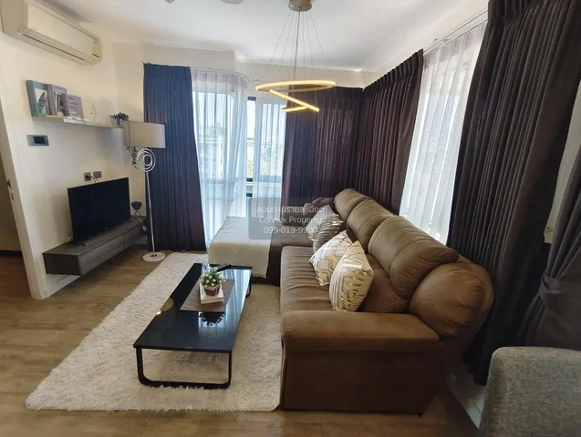 Wohnzimmer; tageslicht, moderner stil