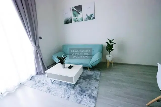 Obývací pokoj; přirozené světlo, moderní styl