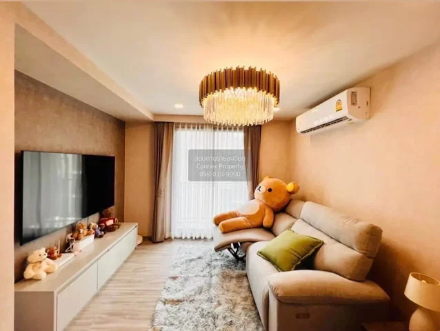 Wohnzimmer; tageslicht, moderner stil