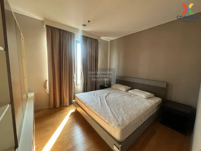 Schlafzimmer; holzboden, tageslicht