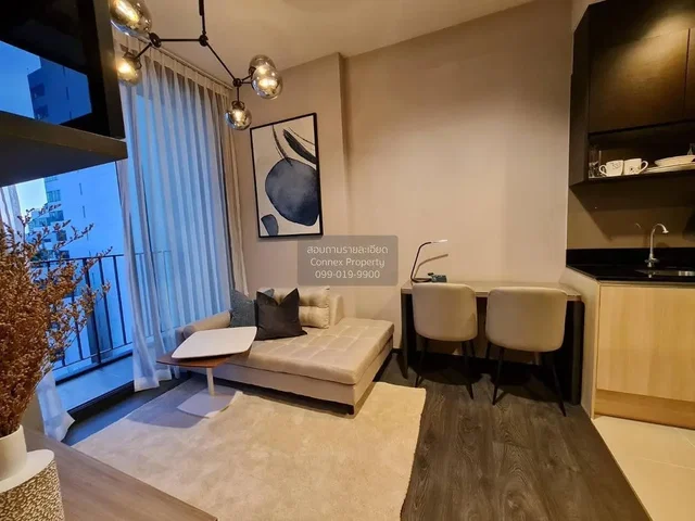 Wohnzimmer; blick, moderner stil, tageslicht