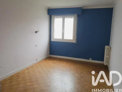 Chambre; parquet, lumière naturelle
