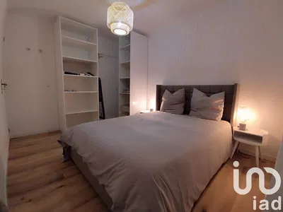 Chambre; parquet, lumière naturelle, style moderne