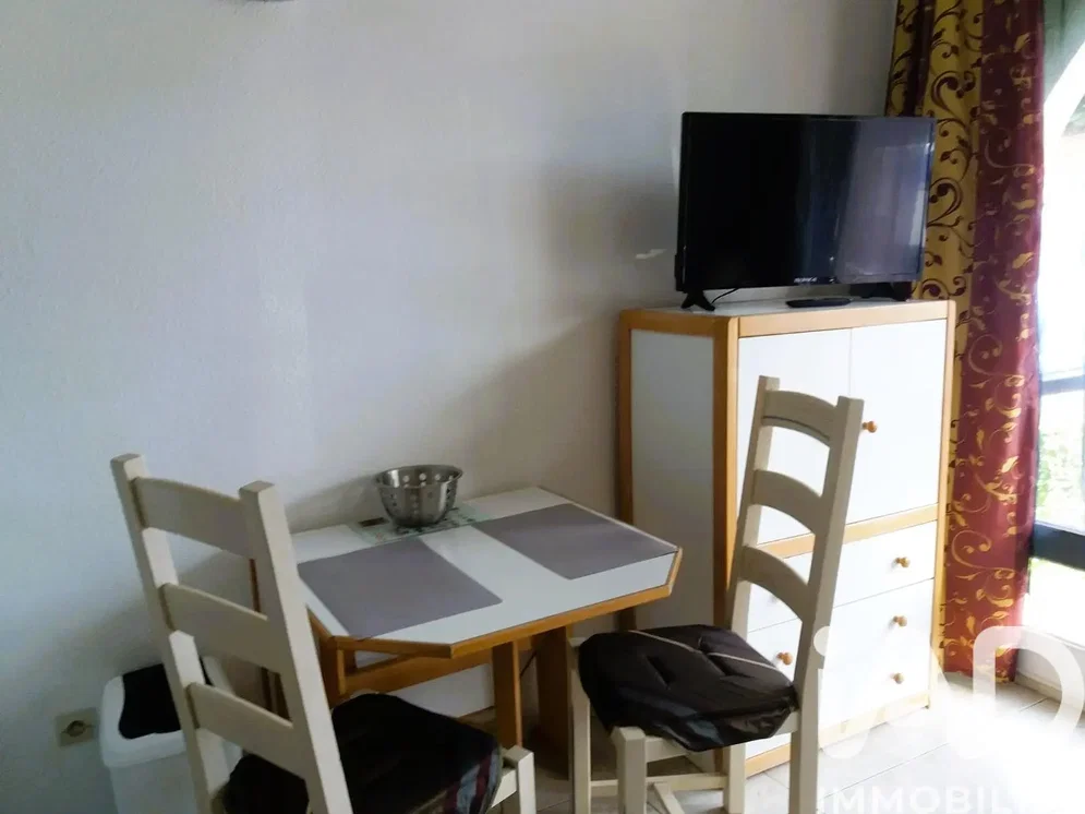 Oturma odası; modern stil, doğal ışık