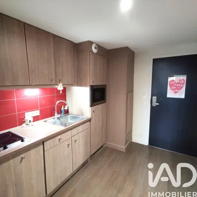 Кухиња; кухињски апарати, плочице