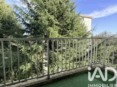 Балкон; поглед