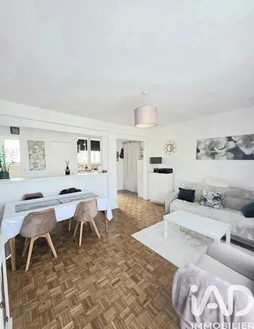 Wohnzimmer; tageslicht, moderner stil