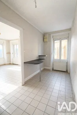 Küche; fliesenboden, tageslicht