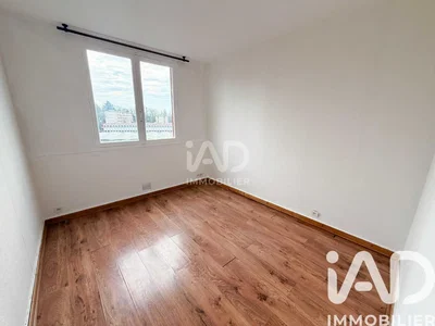 Schlafzimmer; blick, holzboden, tageslicht