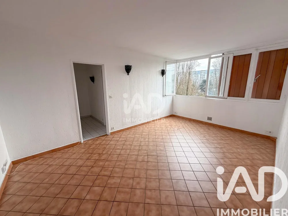 Wohnzimmer; fliesenboden, blick, tageslicht