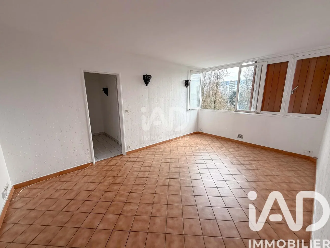 Wohnzimmer; fliesenboden, blick, tageslicht