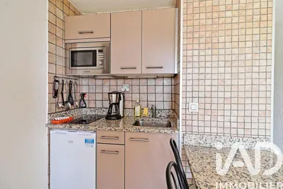 Кухиња; кухињски апарати, плочице, реновиран