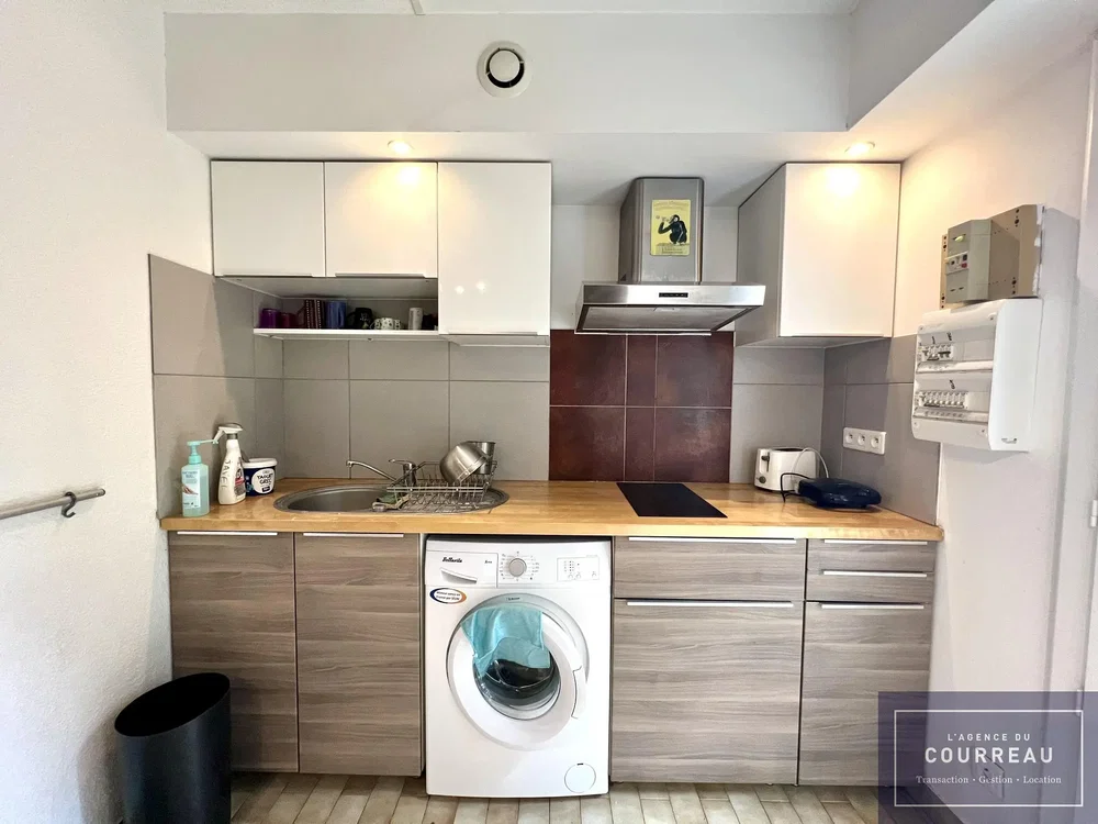 Кухиња; кухињски апарати, плочице