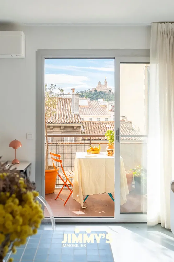 Terasa; výhled, přirozené světlo