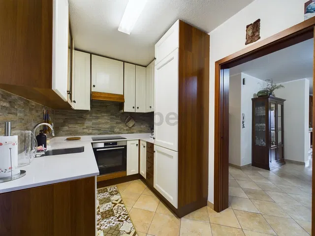 Kitchen; tile floor, kitchen appliances