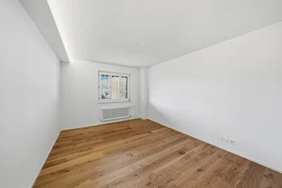 Chambre; parquet, lumière naturelle