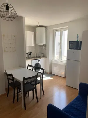 Küche; warmwasserbereiter, fliesenboden