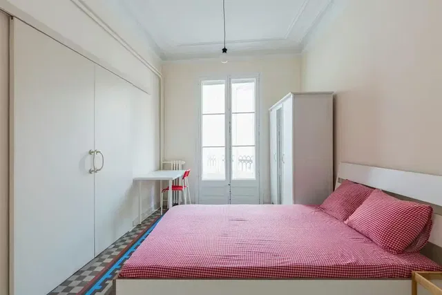 غرفة نوم; ضوء طبيعي