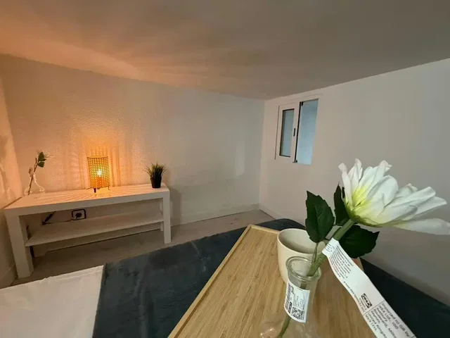 Slaapkamer; natuurlijk licht, moderne stijl