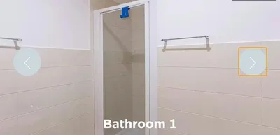 Badezimmer; fliesenboden, tageslicht, renoviert