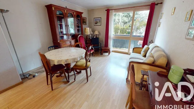 غرفة معيشة; إطلالة, أرضية خشبية, ضوء طبيعي, أسلوب ريفي